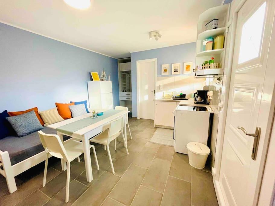 Cozy, Newly Renovated Apartment In Gavrio. Exteriér fotografie